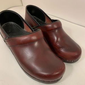 DANSKO Leather Clogs Burgundy Professional Shoes